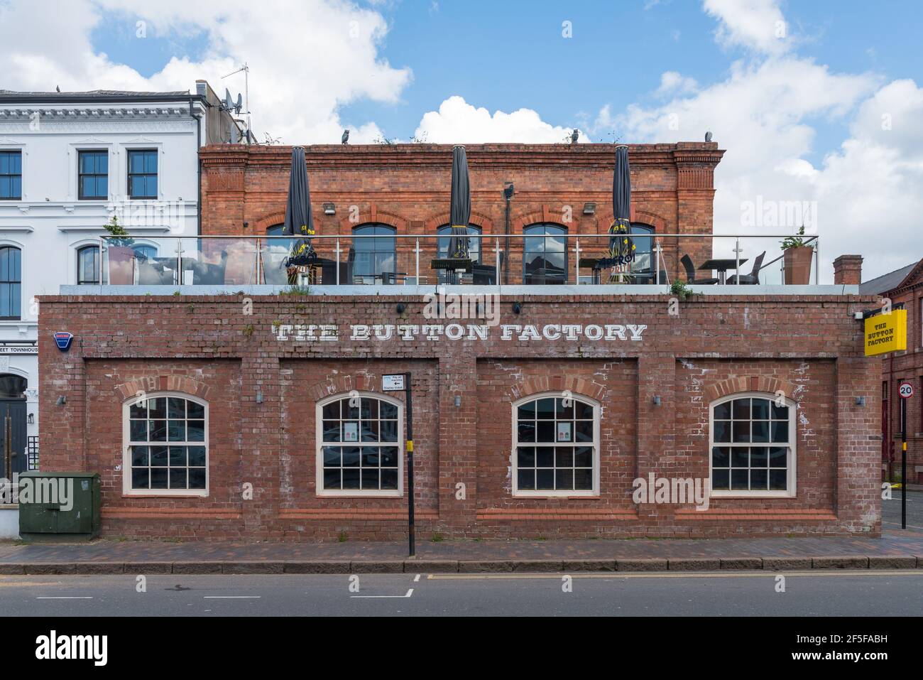 Il pub e bar Button Factory nel quartiere dei gioielli di Birmingham, Hockley Foto Stock