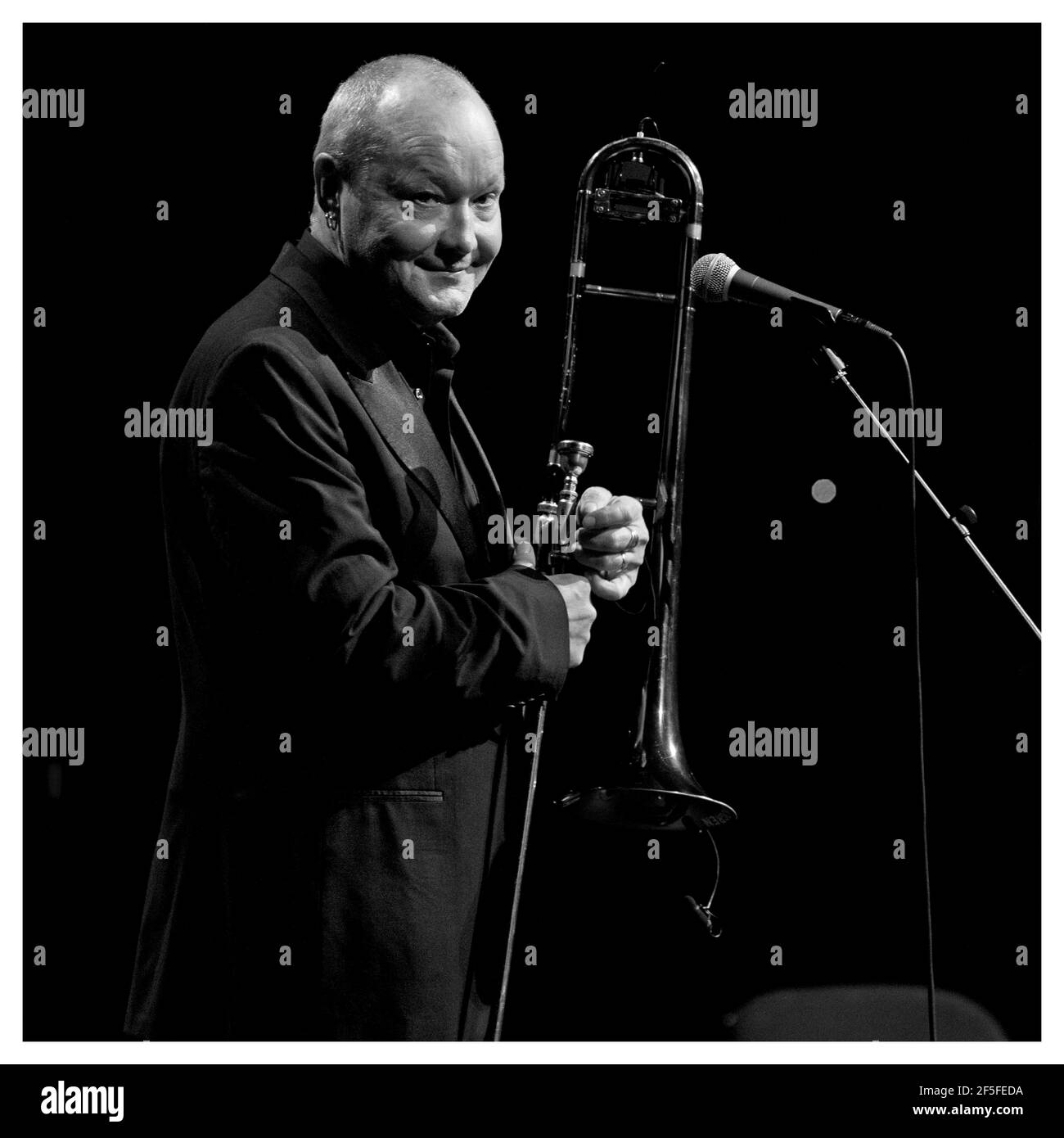 Concerto con Nisse Landgren in Concerto e Congresso. Foto Stock