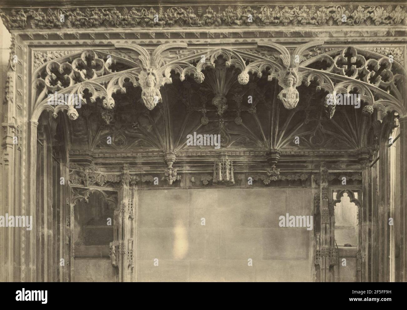 Cattedrale di Wells: Baldacchino di altare nel Chantry del Vescovo Sugar. Frederick H. Evans (Regno Unito, 1853 - 1943) Foto Stock