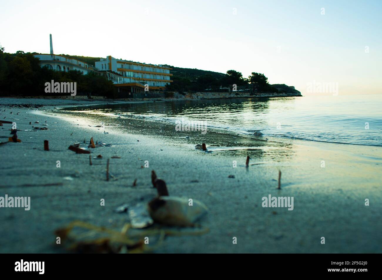 Il mare del sud Sardegna all'alba, durante una delle mie passegate Foto Stock