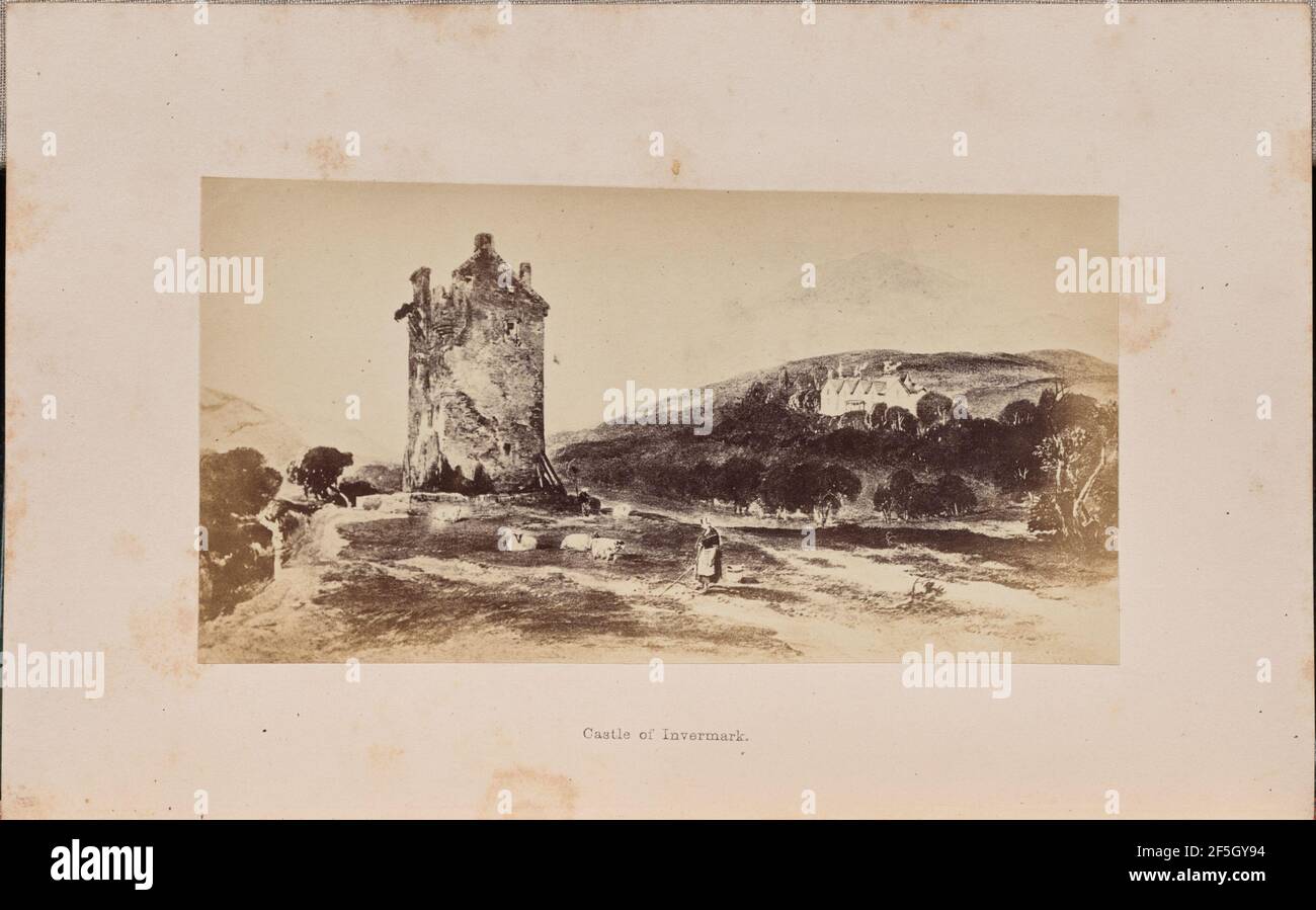 Castello di Invermark. Attribuito a George Washington Wilson (Scottish, 1823 - 1893) Foto Stock