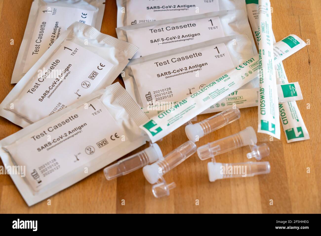 Corona Antigen Rapid Test, test Lay, autotest, per l'individuazione dell'infezione da SARS-COV-2, Foto Stock