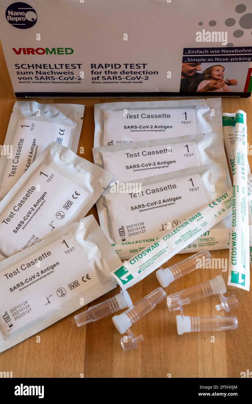 Corona Antigen Rapid Test, test Lay, autotest, per l'individuazione dell'infezione da SARS-COV-2, Foto Stock