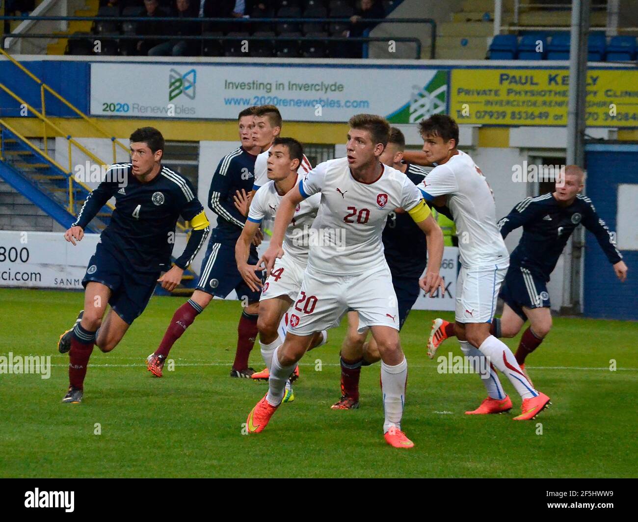 Renfrewshire, Scozia - 2 settembre 2014: Una partita internazionale degli U19 contro la Scozia e la Repubblica Ceca. Foto Stock