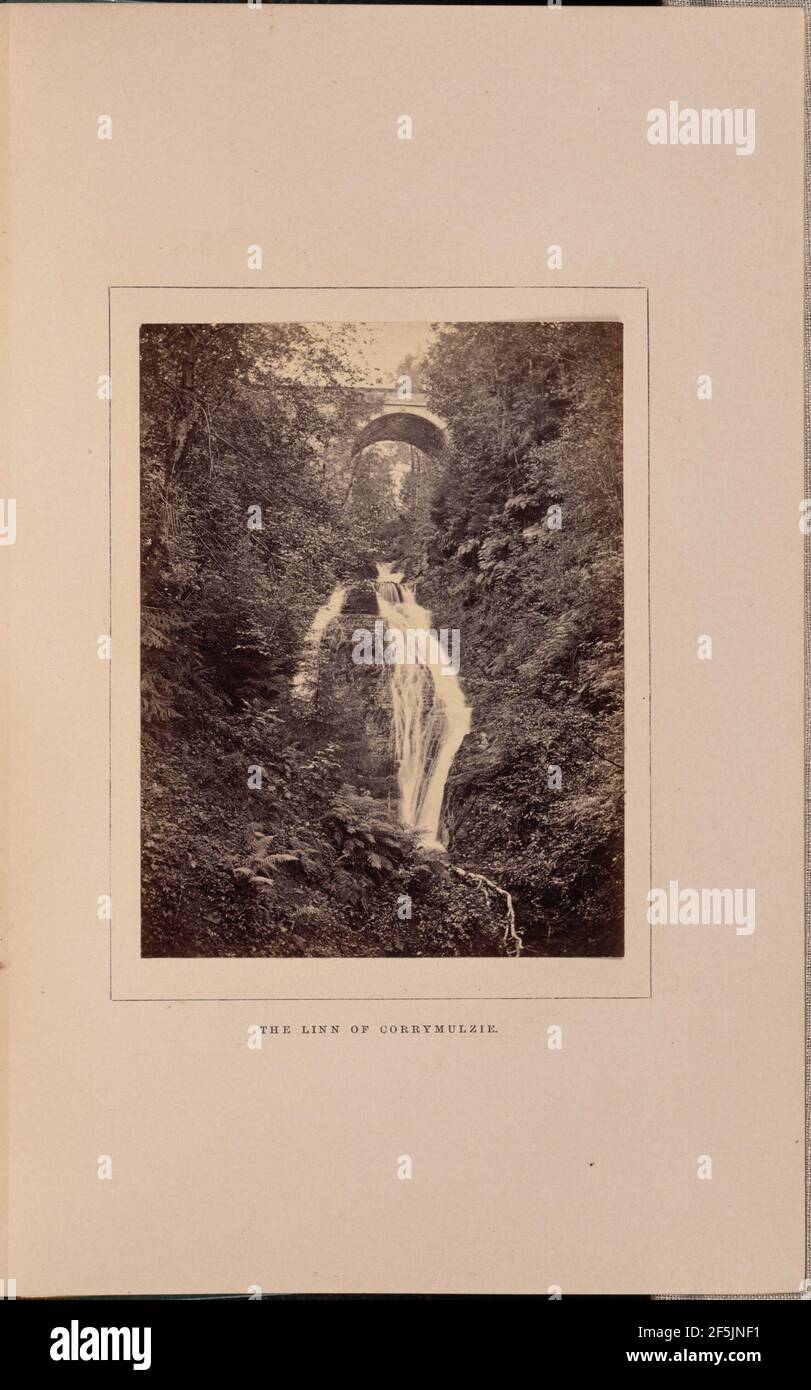 Il Linn di Corrymulzie. George Washington Wilson (Scottish, 1823 - 1893) Foto Stock
