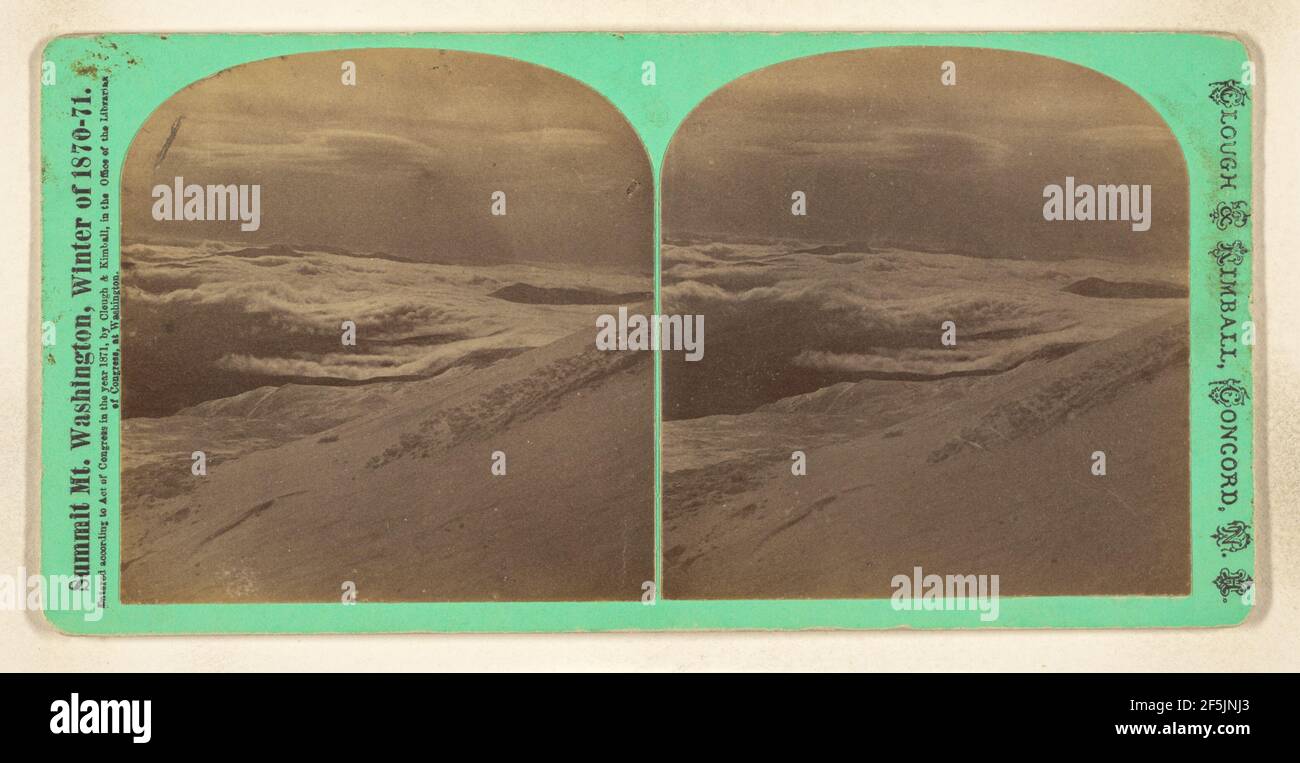 Mare di nuvole, cime di montagna che sporgono. Mt. Washington, N.H.. Closse e Kimball Foto Stock