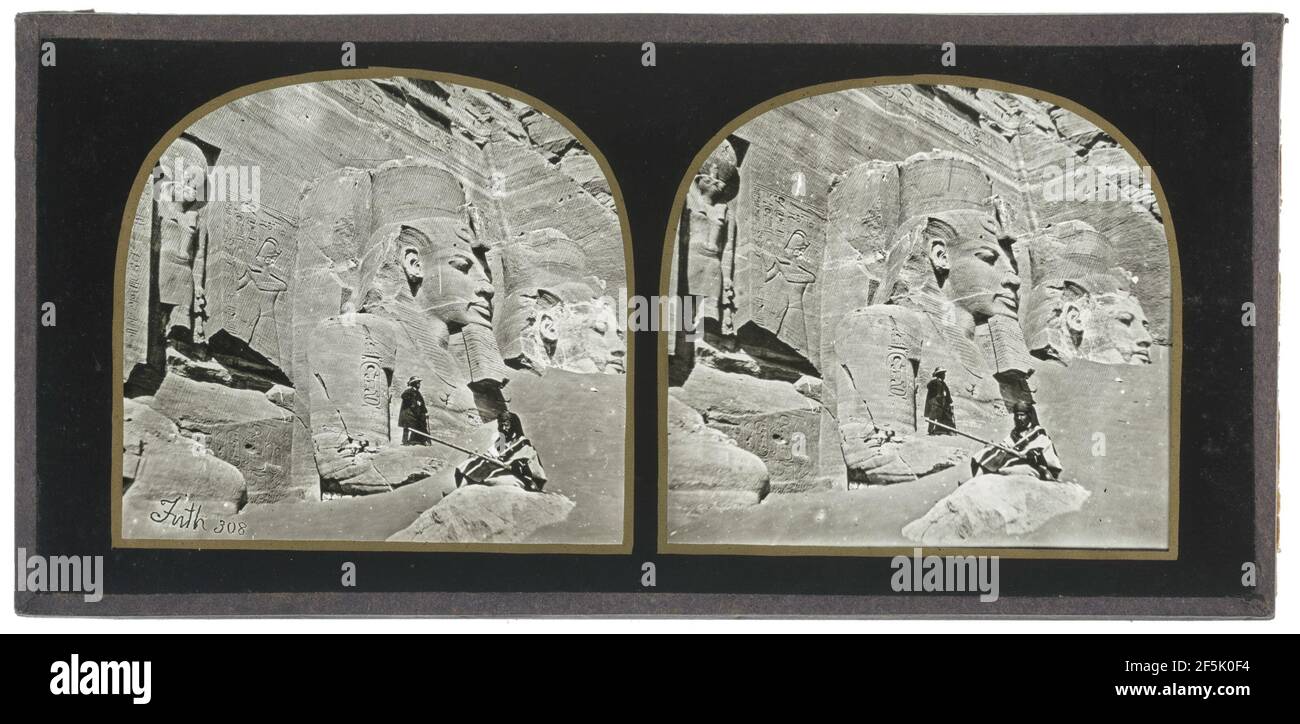 Vista della facciata del Grande Tempio di roccia di Abou Simbel, a Nubia. Francis Frith (inglese, 1822 - 1898) Foto Stock