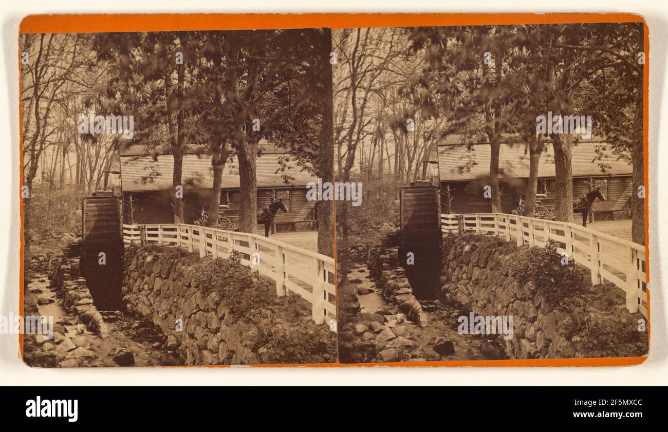 Casa non identificata vicino a un vapore, cavallo in cortile di fronte. Franklin P. Kenyon (americano, attivo New London, Connecticut 1855 - 1913) Foto Stock