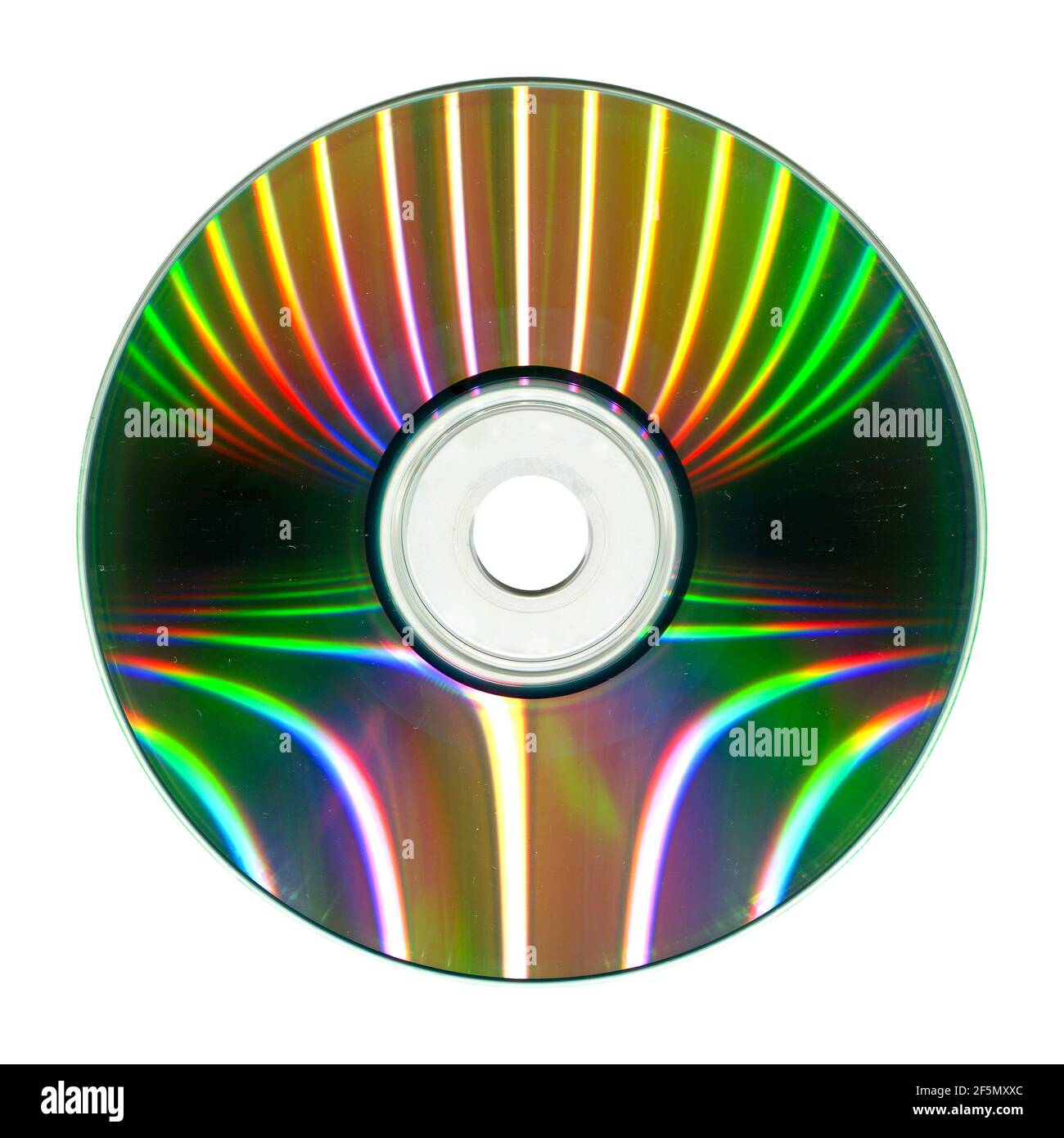 Un CD o DVD compatto graffiato e polveroso, isolato su uno sfondo bianco Foto Stock