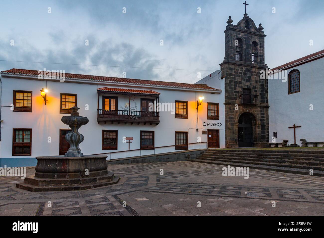 Convento reale dell'Immacolata Concezione che ospita il museo Insolare a Santa Cruz de la Palma , isole Canarie, Spagna. Foto Stock