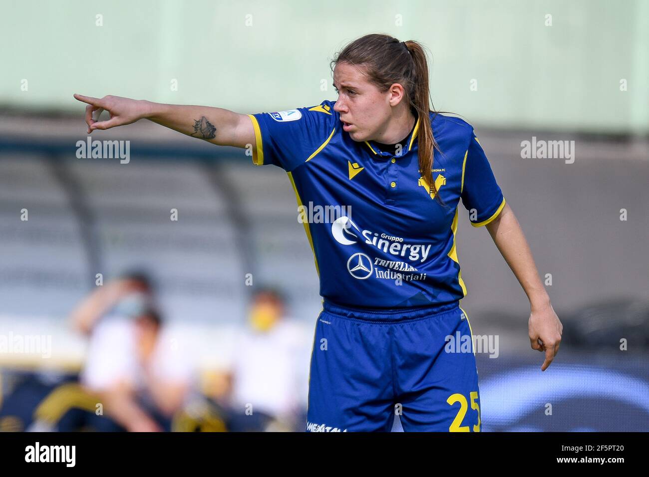 Sinergy Stadium, Verona, Italia, 27 Mar 2021, Caterina Ambrosi (Hellas Verona Donne) gesti durante Hellas Verona Donne contro ACF Fiorentina femminile, calcio italiano Serie A Femminile - Foto Ettore Griffoni / LM Foto Stock