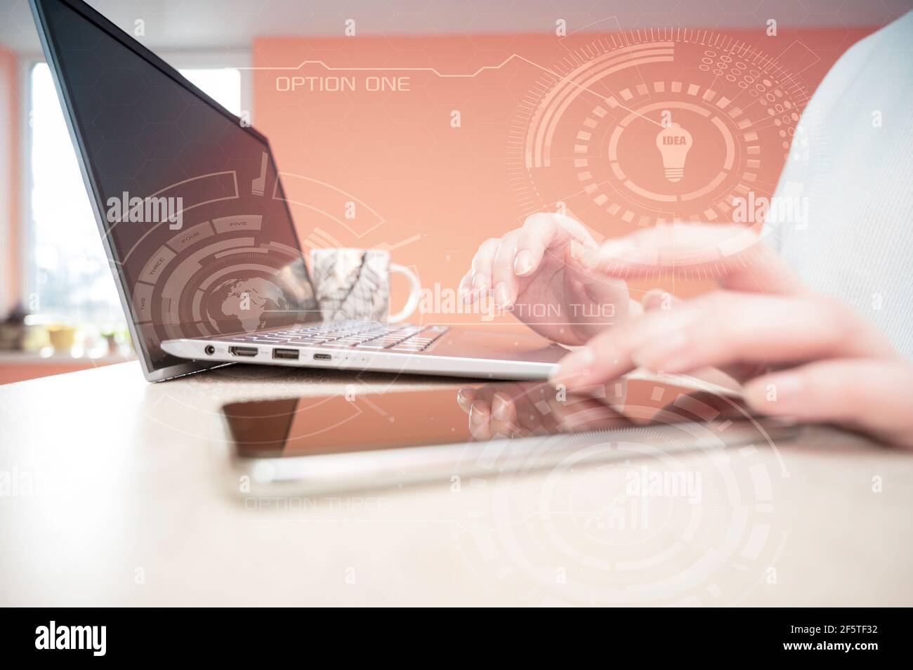 Nuova idea aziendale, concetto di successo e target aziendale, gestione dei progetti, sviluppo di strategie aziendali. Foto Stock