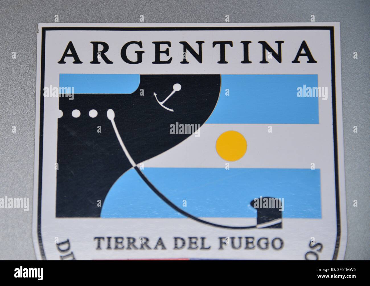 Ushuaia è una città argentina situata all'estremità meridionale del paese nella Terra del fuoco, soprannominata "la fine del mondo" Foto Stock