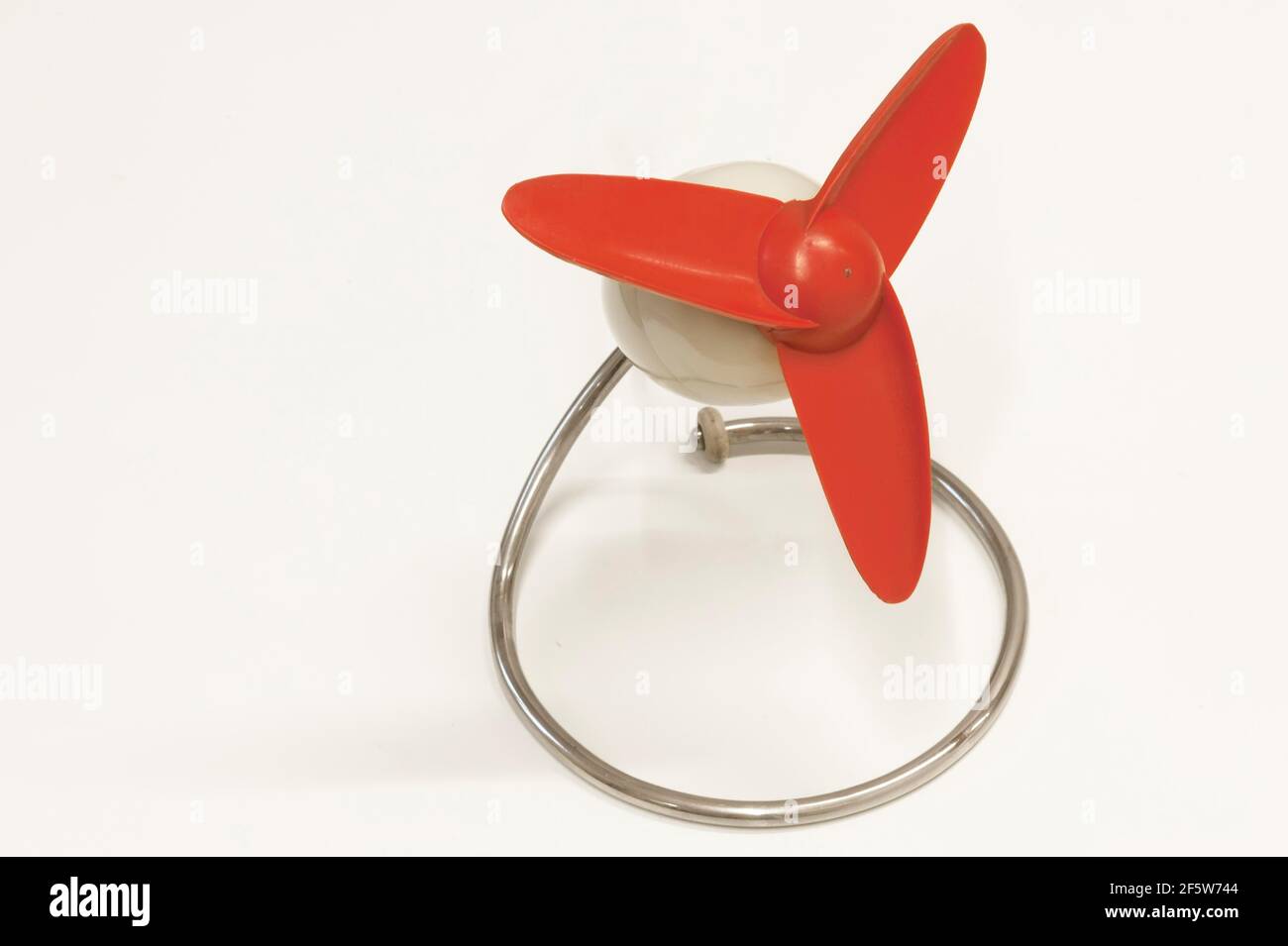 Ventilatore da tavolo degli anni '50, Museo industriale Lauf an der Pegnitz, Franconia Centrale, Baviera, Germania Foto Stock