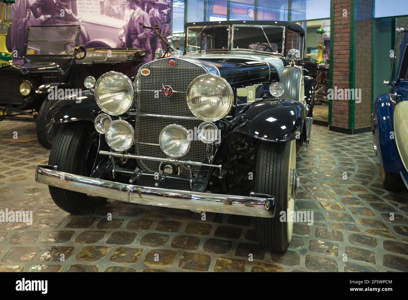 ARKHANGELSKOE, RUSSIA - 26 AGOSTO 2020: Cadillac V16 Fleetwood sul Vadim Zadorozhny Museo della tecnologia Foto Stock