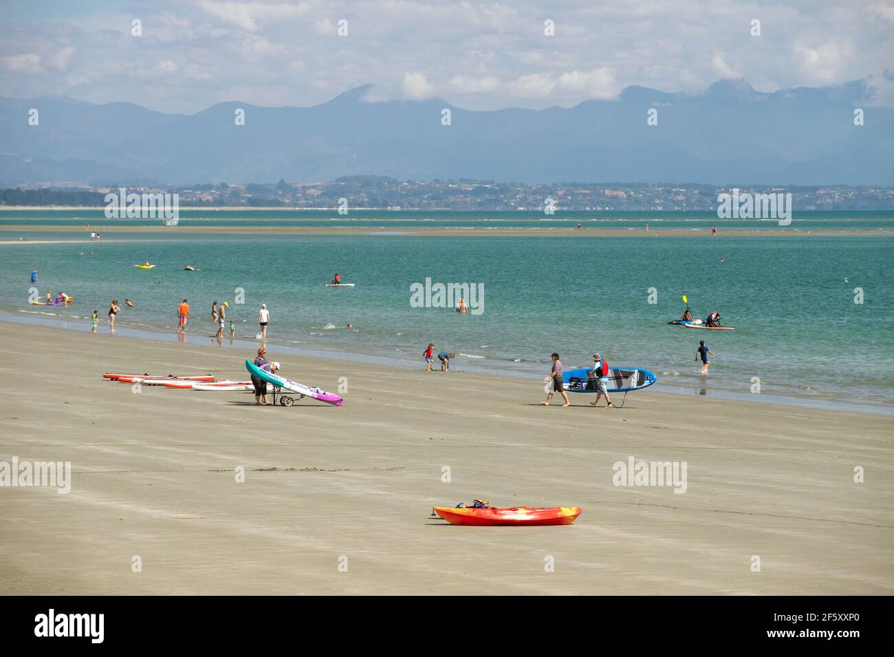 spiaggia-tahunanui-immagini-e-fotografie-stock-ad-alta-risoluzione-alamy