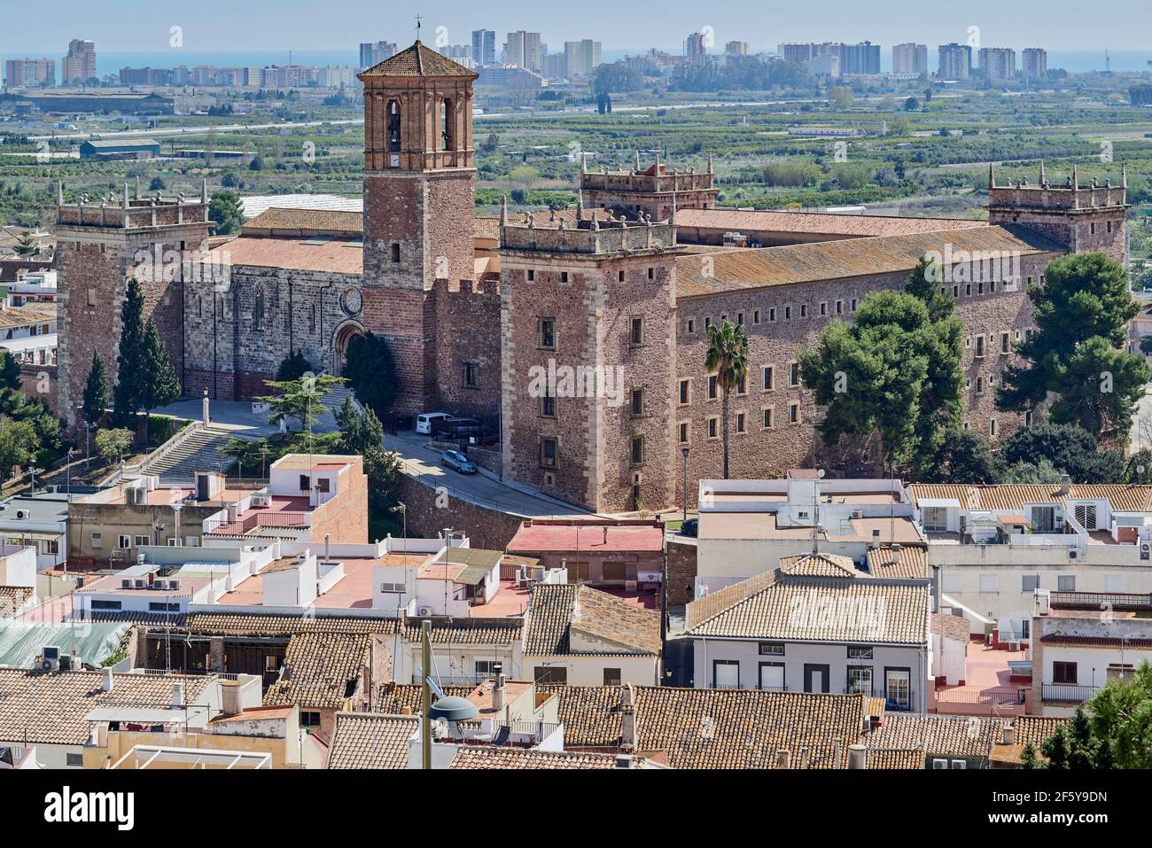 Monastero di Santa María, dichiarato monumento storico-artistico nazionale (patrimonio di interesse culturale) a El Puig, Valencia, Spagna, Europa Foto Stock