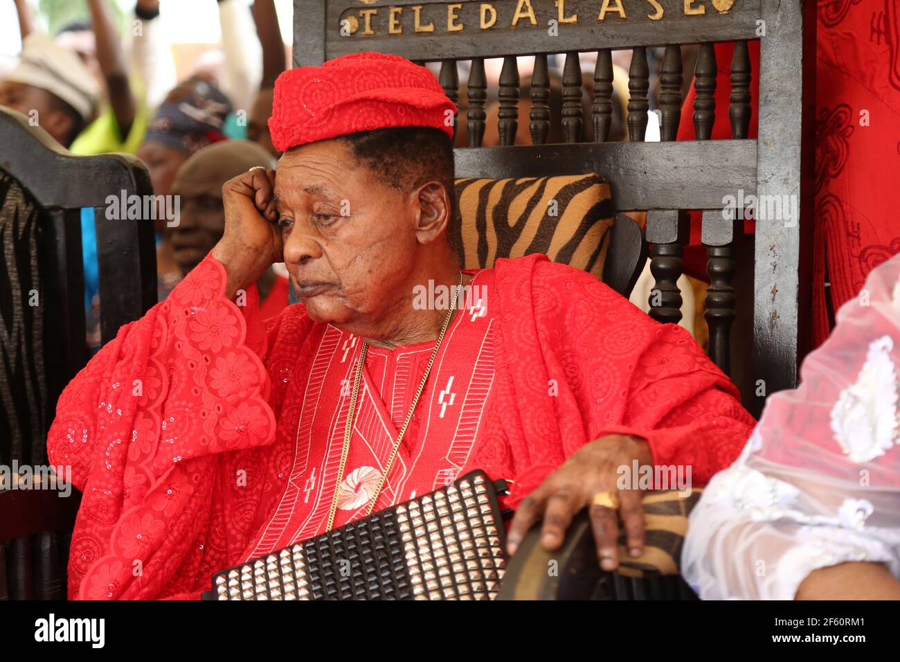 Alaafin di Oyo, Oba Lamidi Adeyemi durante il Festival Mondiale del Sango, Oyo state, Nigeria. Foto Stock