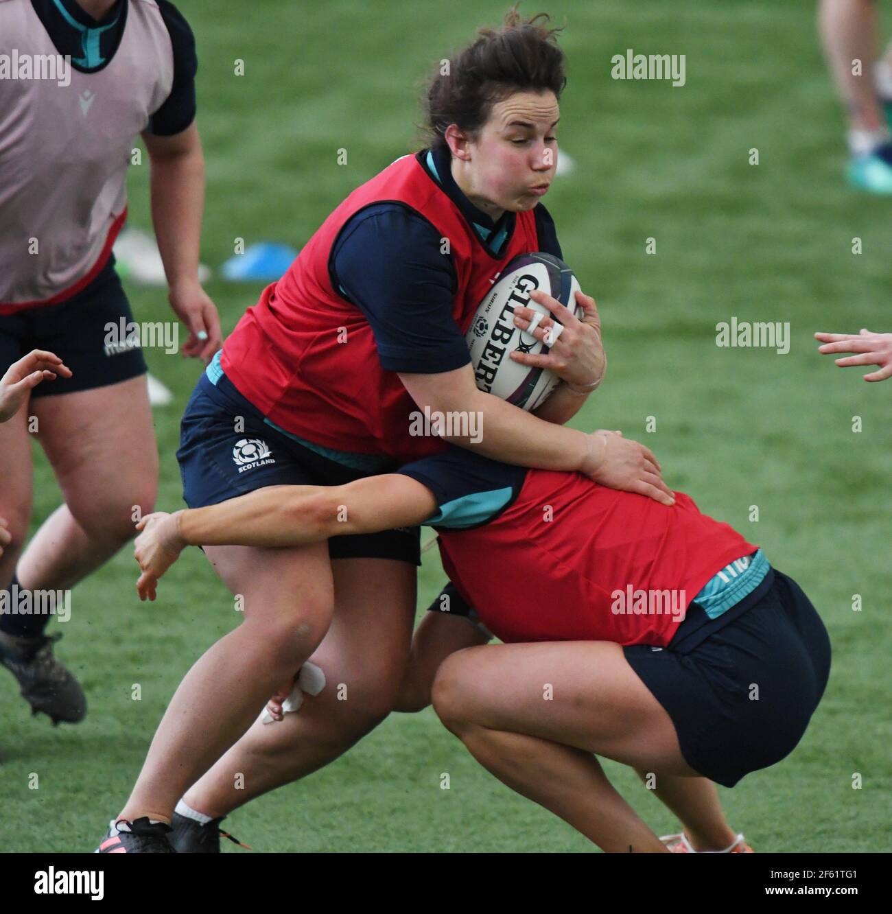 Oriam Sports CenterRiccarton, Edinburgh.Scotland UK. 29 Marzo 21 Scotland Women's Rugby Squad sessione di allenamento per la prossima partita Six Nation vs England Pic mostra il Capitano Rachel Malcolm ( Loughborough Lighting) in azione . Credit: eric mcowat/Alamy Live News Foto Stock