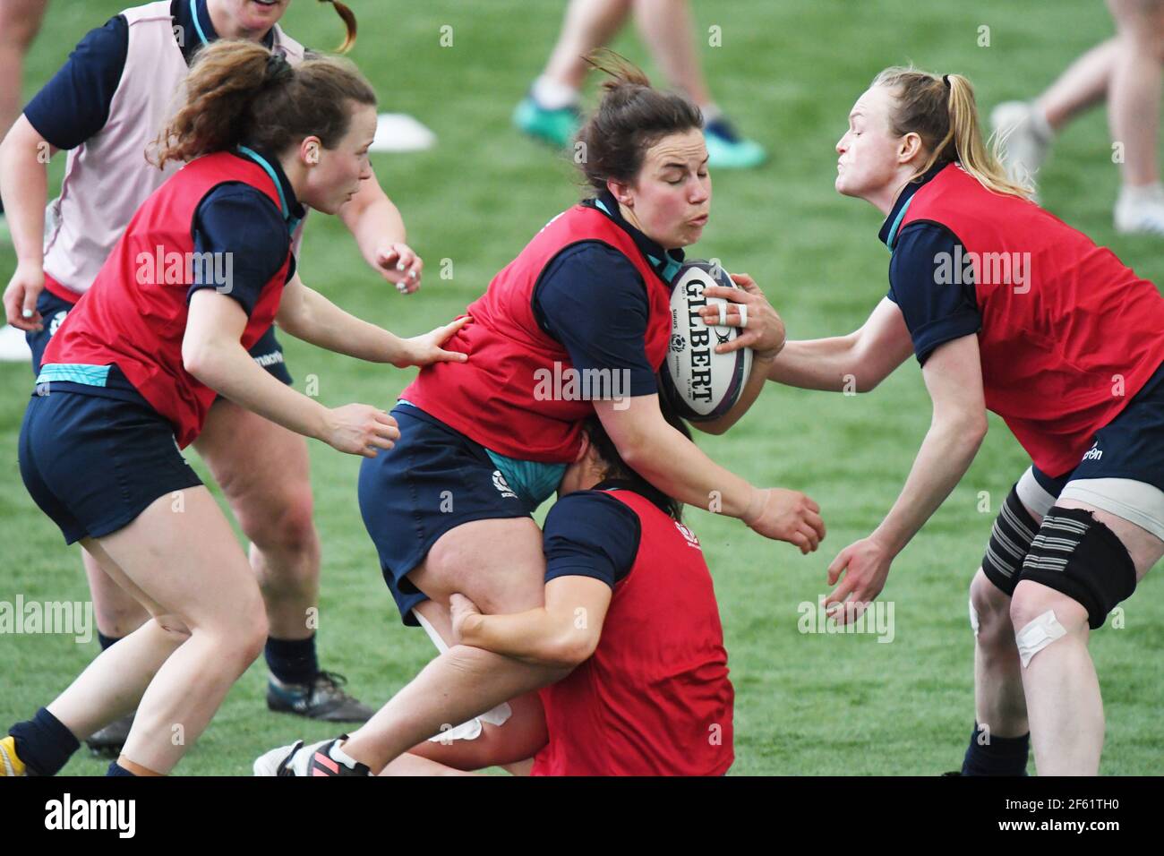 Oriam Sports CenterRiccarton, Edinburgh.Scotland UK. 29 Marzo 21 Scotland Women's Rugby Squad sessione di allenamento per la prossima partita Six Nation vs England Pic mostra il Capitano Rachel Malcolm ( Loughborough Lighting) in azione . Credit: eric mcowat/Alamy Live News Foto Stock