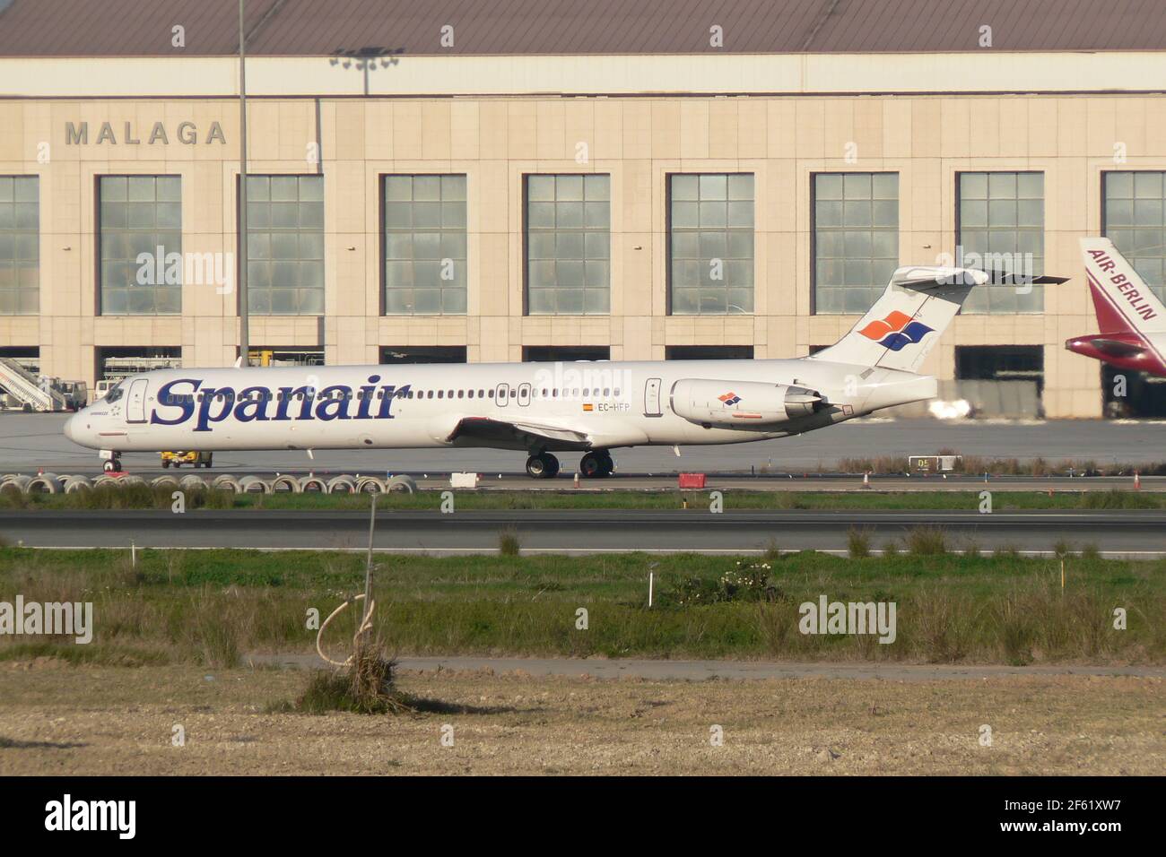 Malaga, Spanair McDonnell Douglas MD-82 (EC-HFP) è stato distrutto quando si è schiantato al decollo all'aeroporto di Madrid-Barajas (MAD), Spagna. 154 persone sono morte. Foto Stock