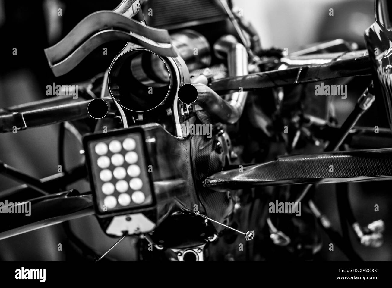 McLaren Honda MCL32, dettaglio meccanico, ala posteriore, sistema di scarico e luce durante il Campionato del mondo di Formula uno 2017, Gran Premio del Messico dal 26 al 29 ottobre in Messico - Foto Florent Gooden / DPPI Foto Stock