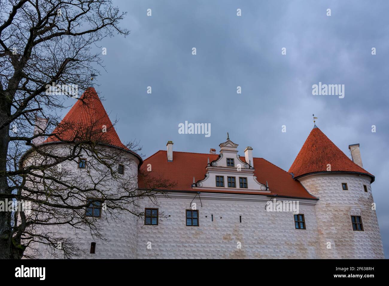 La parte più nuova del Castello di Bauska, la residenza del duca di Courland Foto Stock