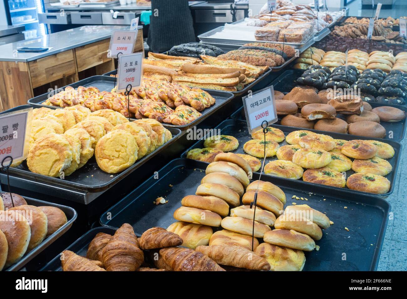 Panetteria tradizionale sudcoreana a Seoul Foto Stock