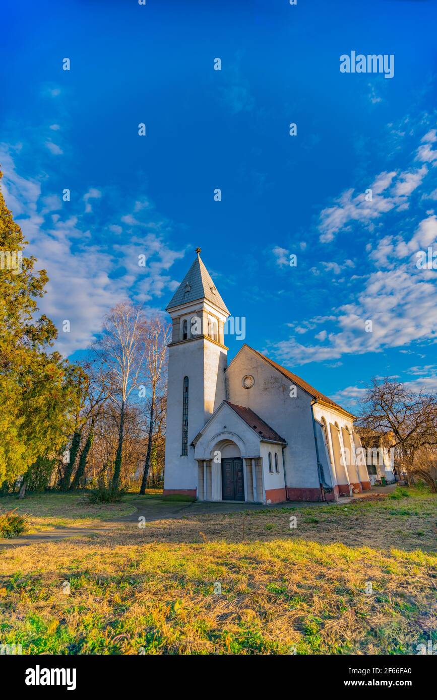 Vista alla chiesa riformata (Calvinista) a Novi Sad, Serbia Foto Stock