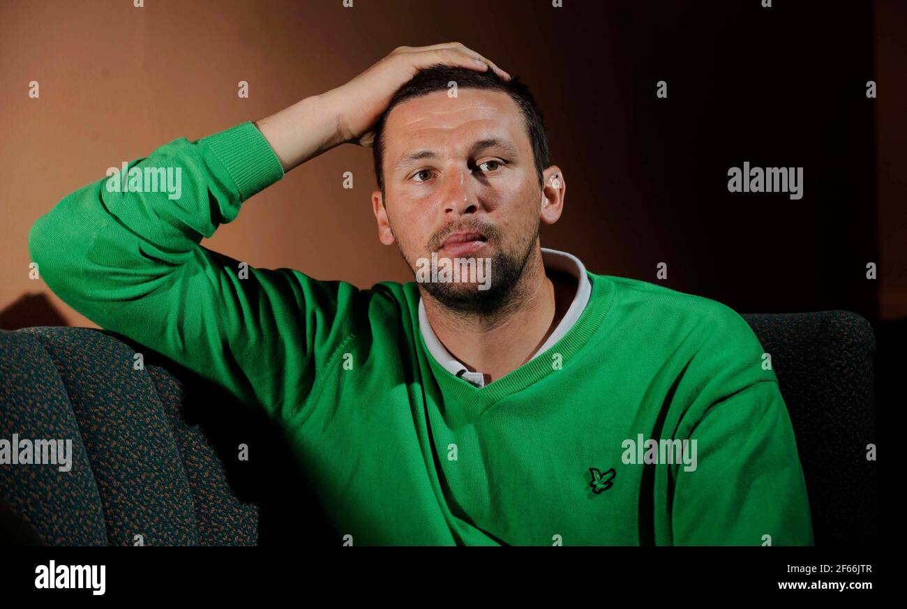 Steve Harmison del Durham County Cricket Club 13/4/2010. IMMAGINE DAVID ASHDOWN Foto Stock
