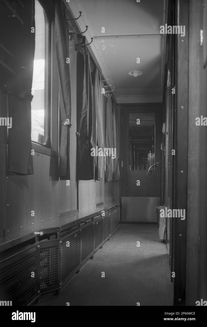 Lettiera carrello CO8D interno nel corridoio 'estremità freno a mano Foto Stock