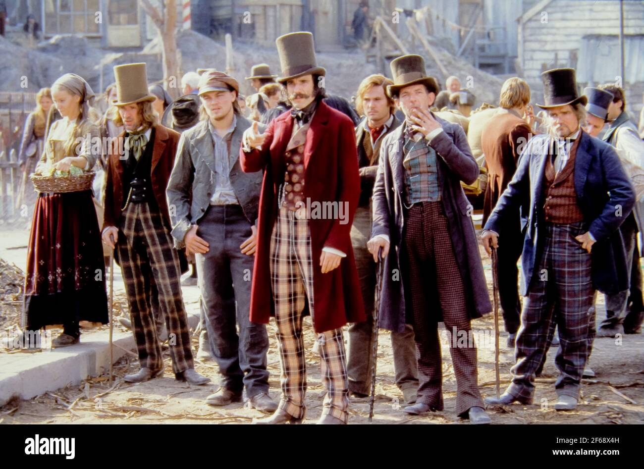 Scena ancora, 'Gangs of New York' (2002). Photo Credit: M. Tursi/Buena Vista Distribution/THA. Riferimento file n. 34082-1238THA Foto Stock