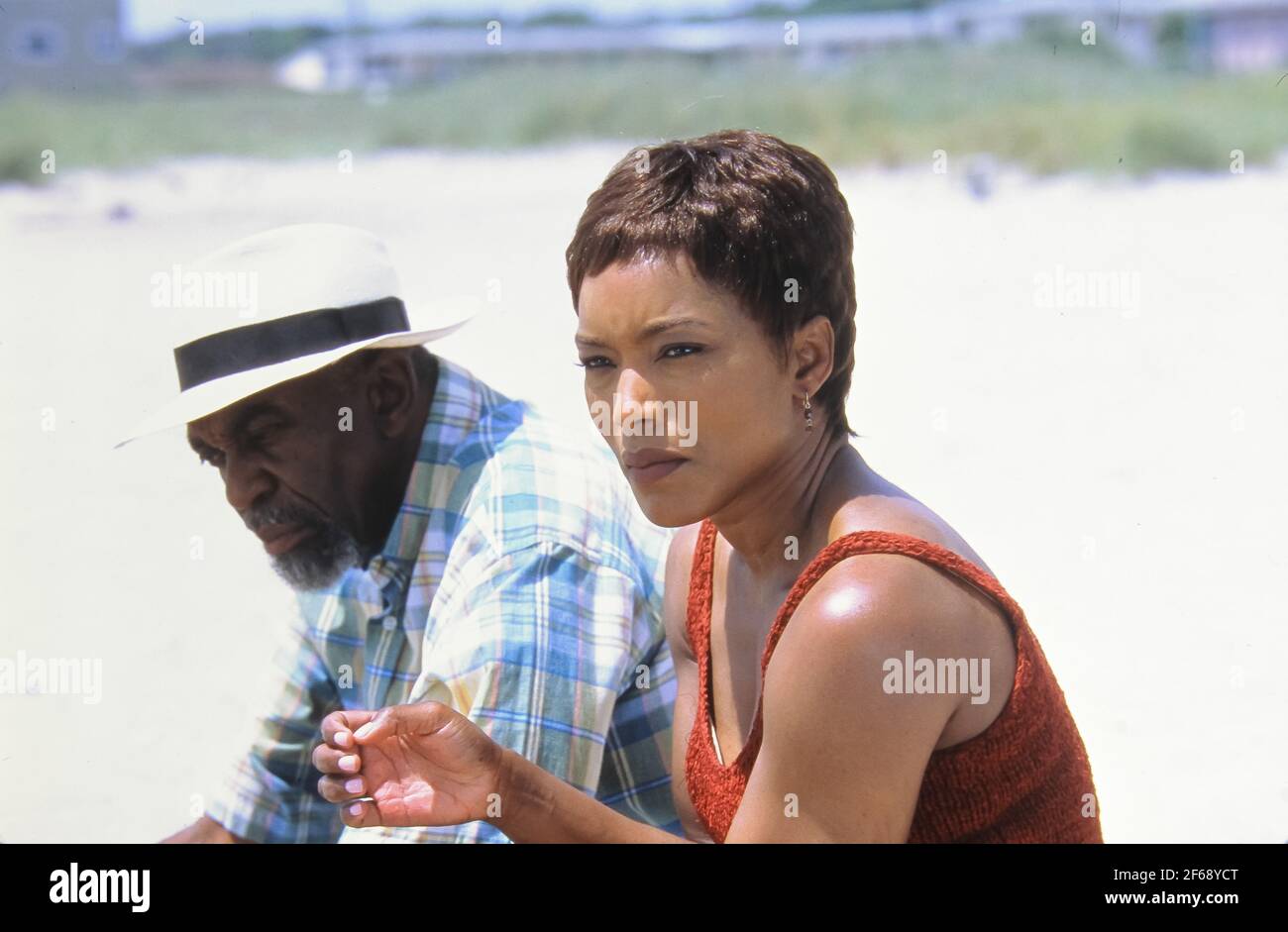 Bill Cobbs, Angela Bassett, 'Sunshine state' (2002). Photo Credit: D. Stevens/Sony Pictures Classics/THA. Riferimento file n. 34082-1321THA Foto Stock
