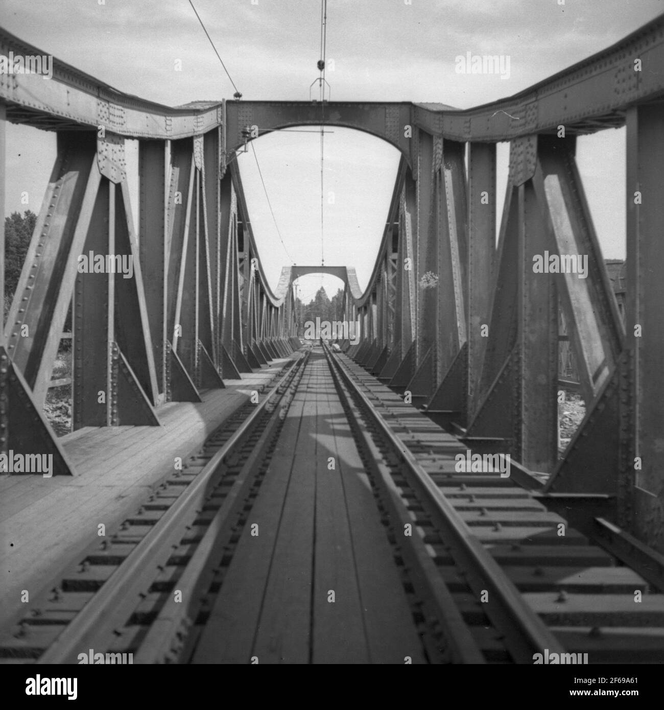 Ponte, costruito nel 1915, sopra la luce. Trasmissione elettrica dal 1936. Foto Stock