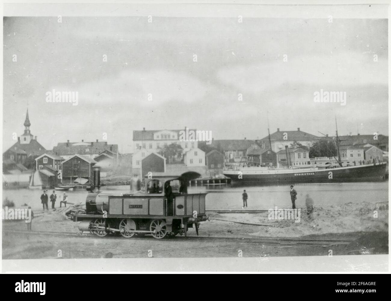 Hudiksvall, HJ Lok 3 "Forssa" al porto 1871. Foto Stock