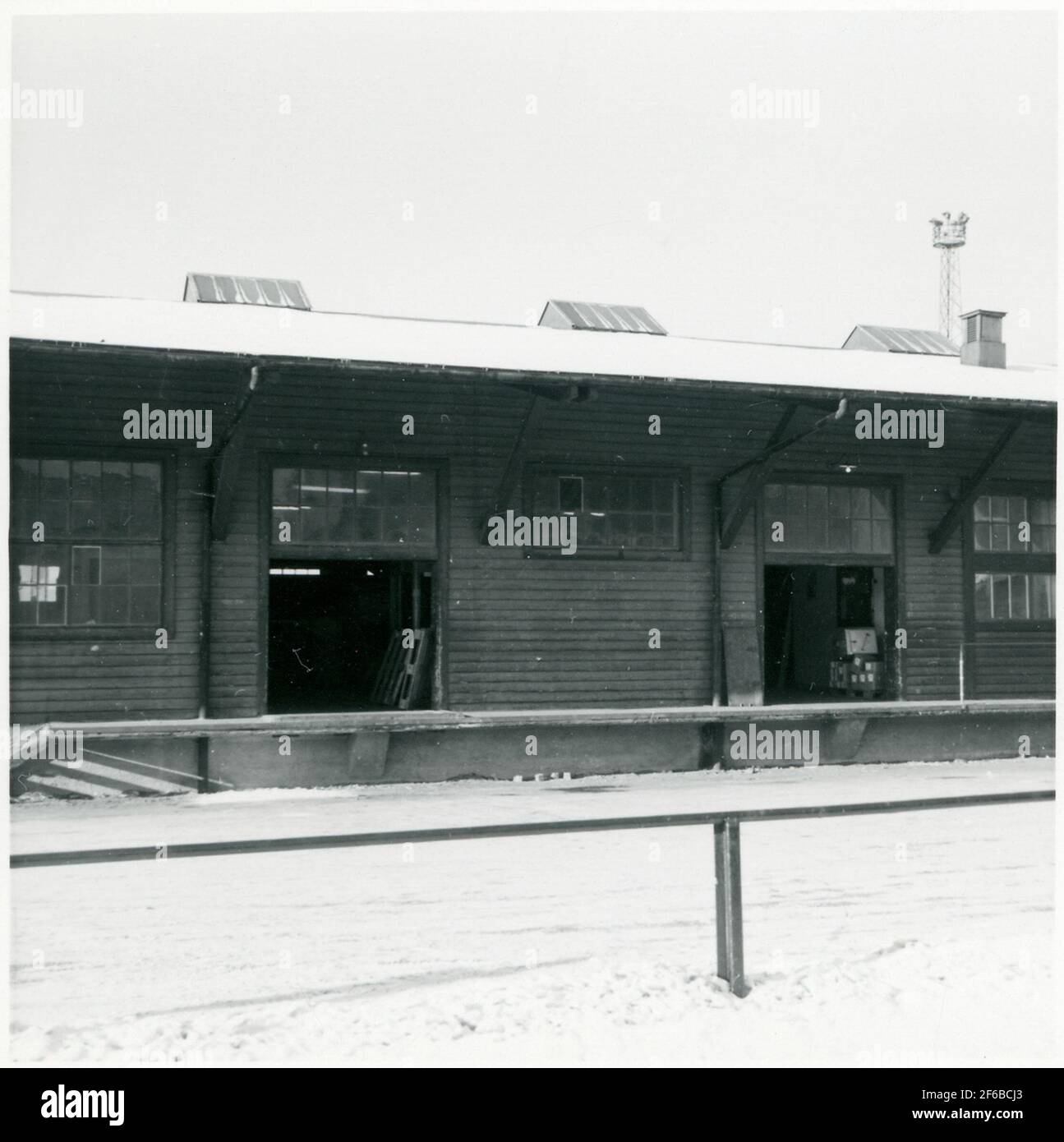 I porti nel magazzino merci. Foto Stock