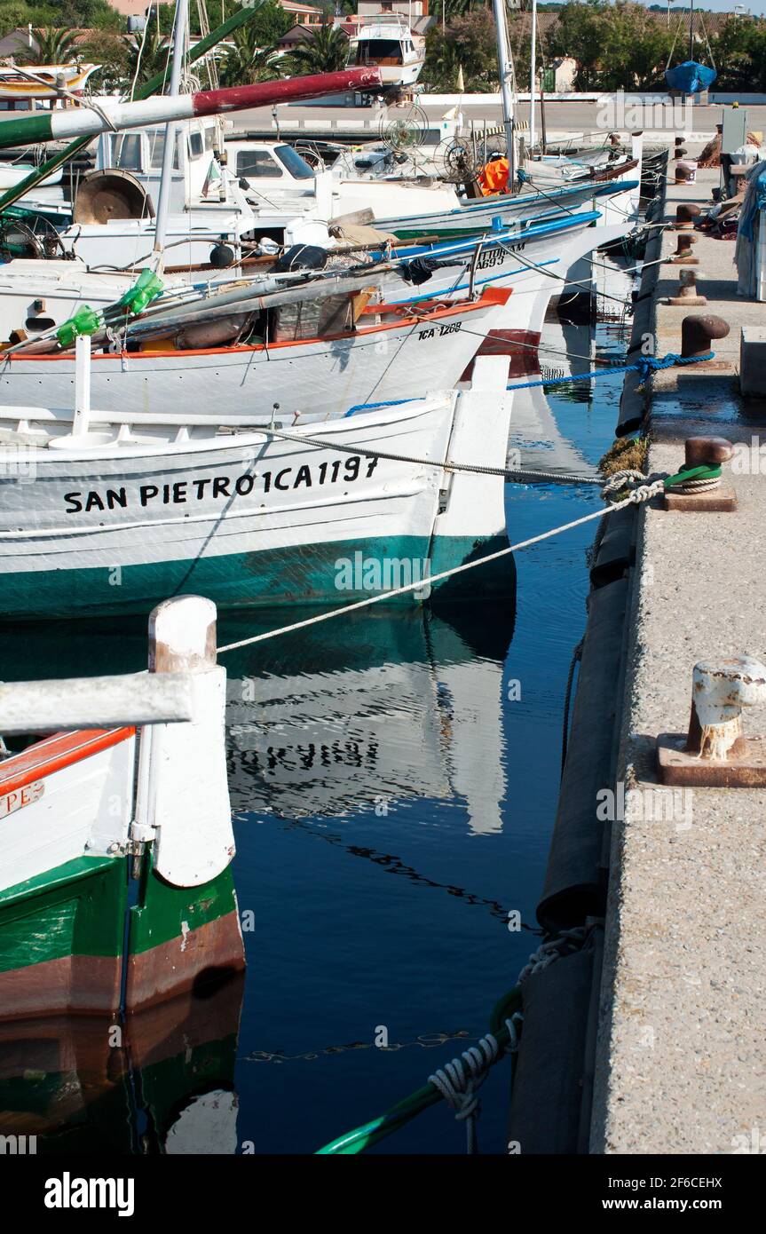 Bilancelle, imbarcazioni da pesca tipiche, Carloforte, Isola di San Pietro, Sulcis Iglesiente, Carbonia Iglesias, Sardegna, Italia, Europa Foto Stock