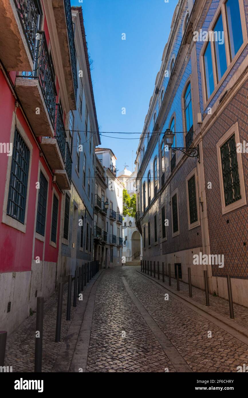 Stradine strette di Lisbona, Portogallo Foto Stock