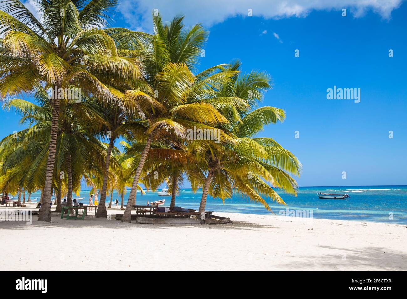 Repubblica Dominicana, Punta Cana, Parque Nacional del Este, Isola di Saona, Spiaggia al villaggio di pescatori mano Juan Foto Stock