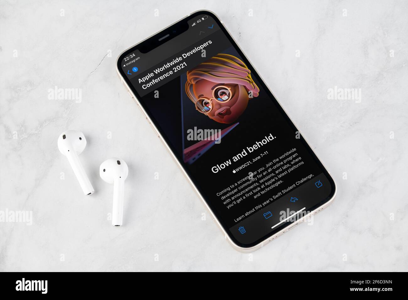 Antalya, Turchia - 31 Marzo 2021: Su Apple iPhone 12 cellulare informazioni ultimo annuncio di alla Apple Worldwide Developers Conference WWDC Foto Stock