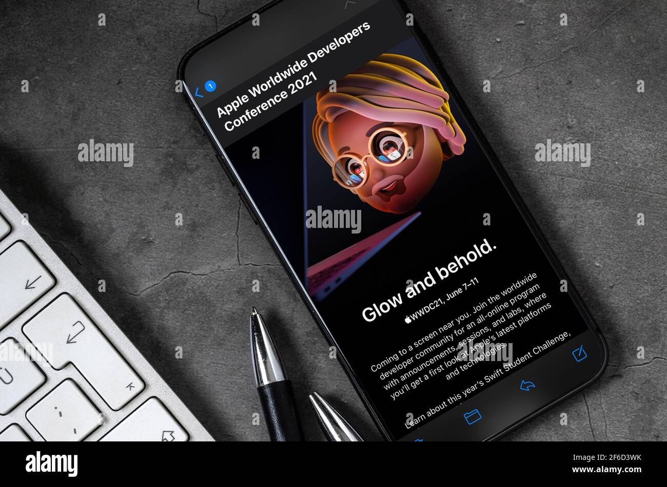 Antalya, Turchia - 31 Marzo 2021: Su Apple iPhone 12 cellulare informazioni ultimo annuncio di alla Apple Worldwide Developers Conference WWDC Foto Stock