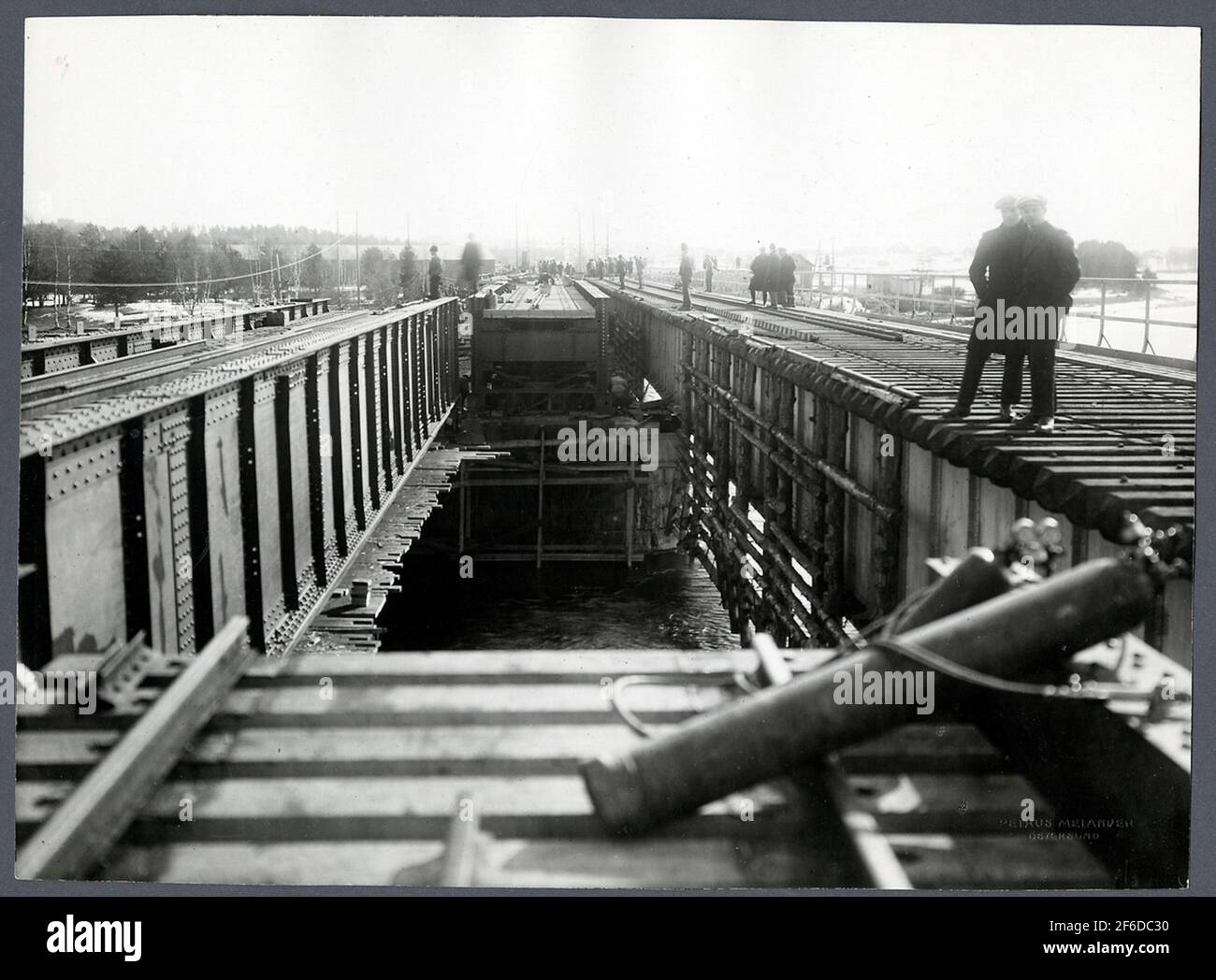 Sostituzione della sovrastruttura sul ponte ferroviario sopra la indalsälven a Krykom. Foto Stock