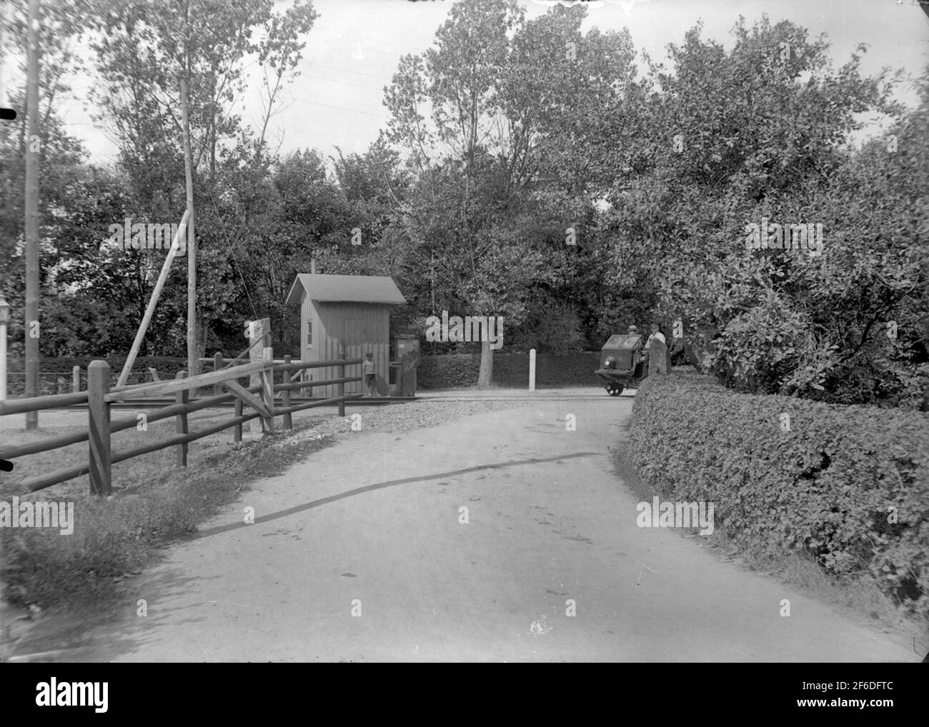 La strada del villaggio a sect 238 + 944 per est Foto Stock