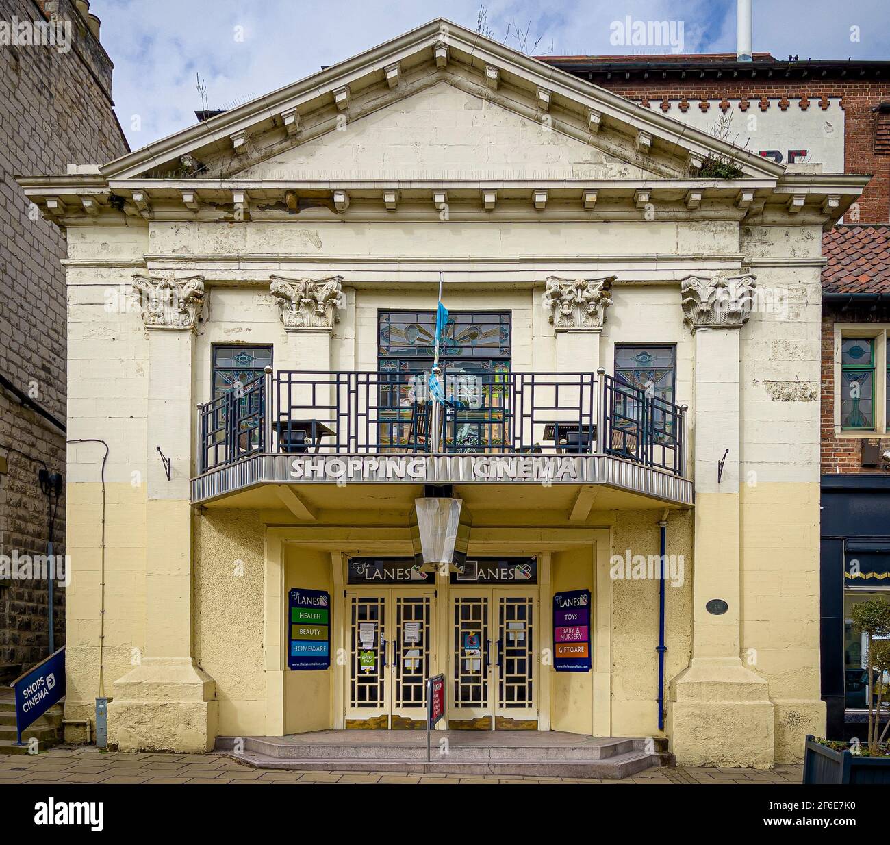 Esterno del Malton Cinema e galleria commerciale, Malton, North Yorkshire, UK. Foto Stock