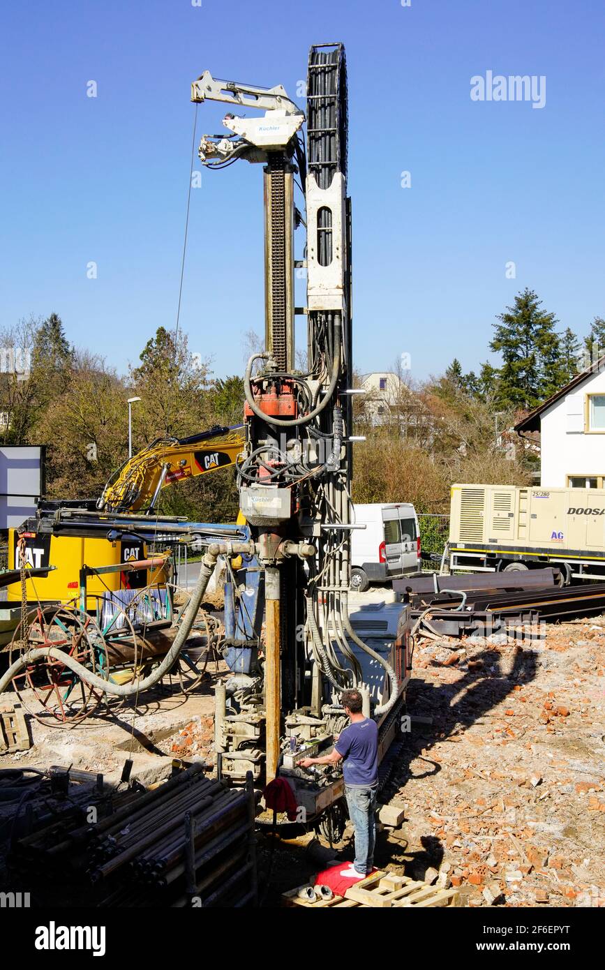 Trivellazione per energia geotermica in basso, Basilea, Svizzera. Foto Stock