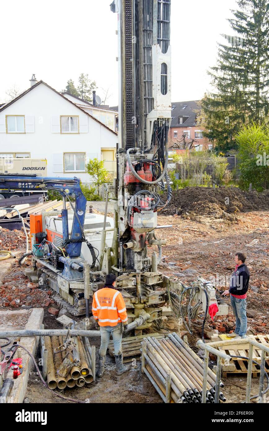 Trivellazione per energia geotermica in basso, Basilea, Svizzera. Foto Stock