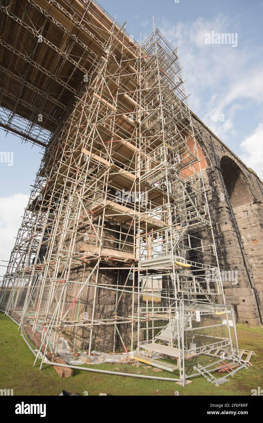 Riparazioni dell'iconico Viadotto Ribblehead Foto Stock