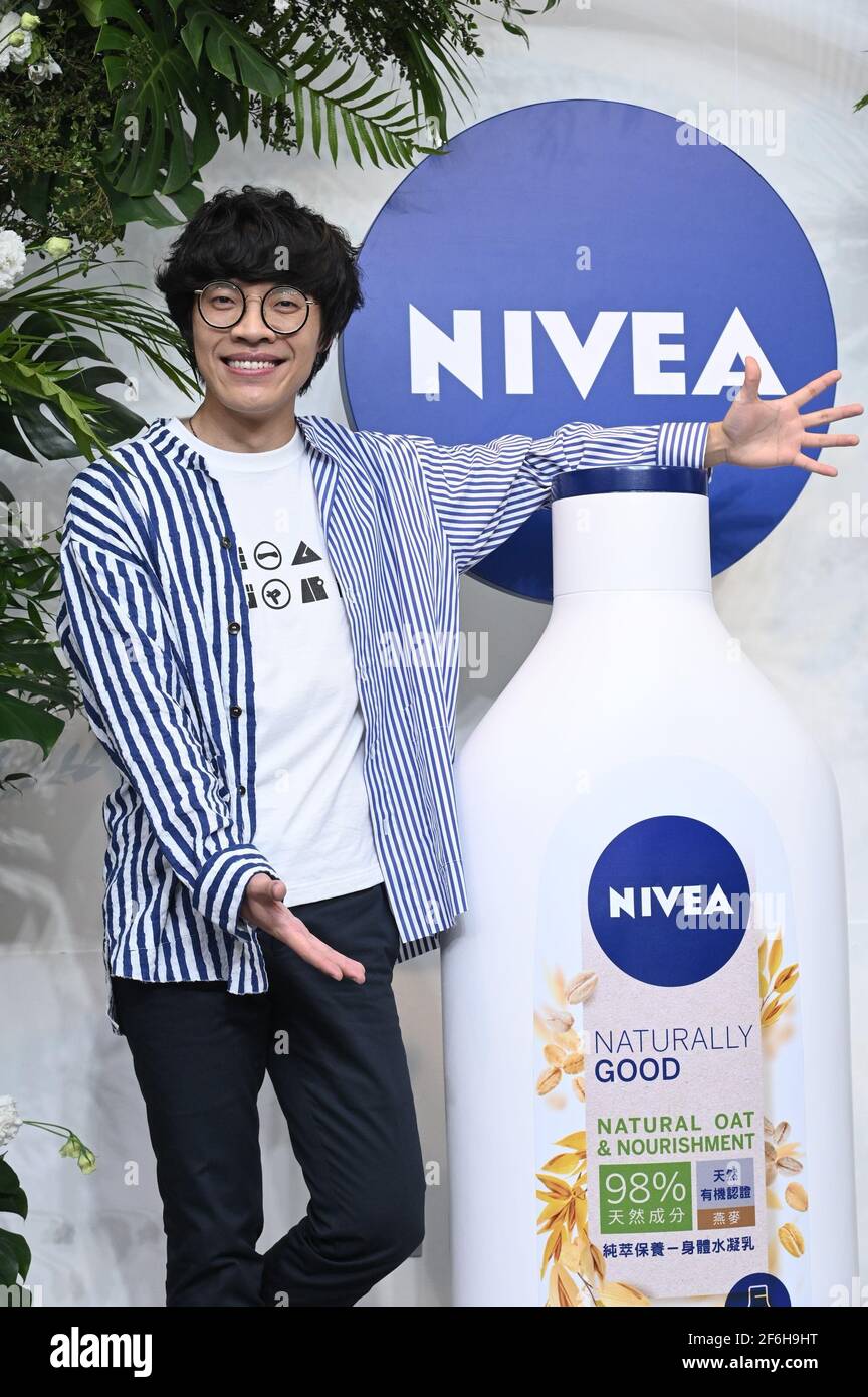 Taipei. 31 Marzo 2021. Crowd Lu promuove per prodotti sanitari NIVEA a Taipei, Taiwan, Cina il 31 marzo 2021.(Photo by TPG) Credit: TopPhoto/Alamy Live News Foto Stock