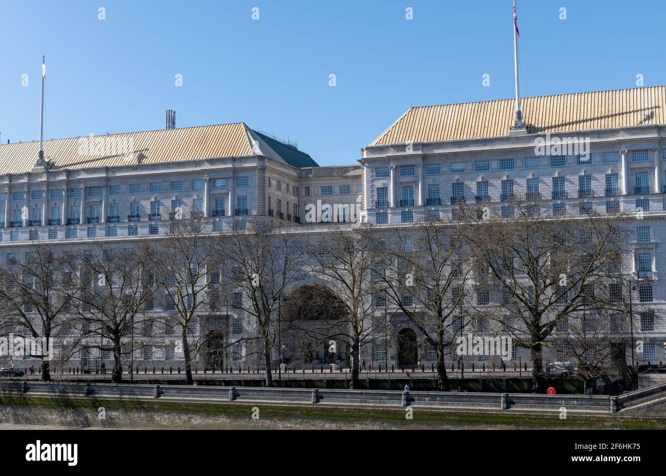 La sede centrale del MI5, servizio di sicurezza segreto nazionale britannico responsabile della sicurezza interna e della lotta allo spionaggio e al terrorismo. Foto Stock