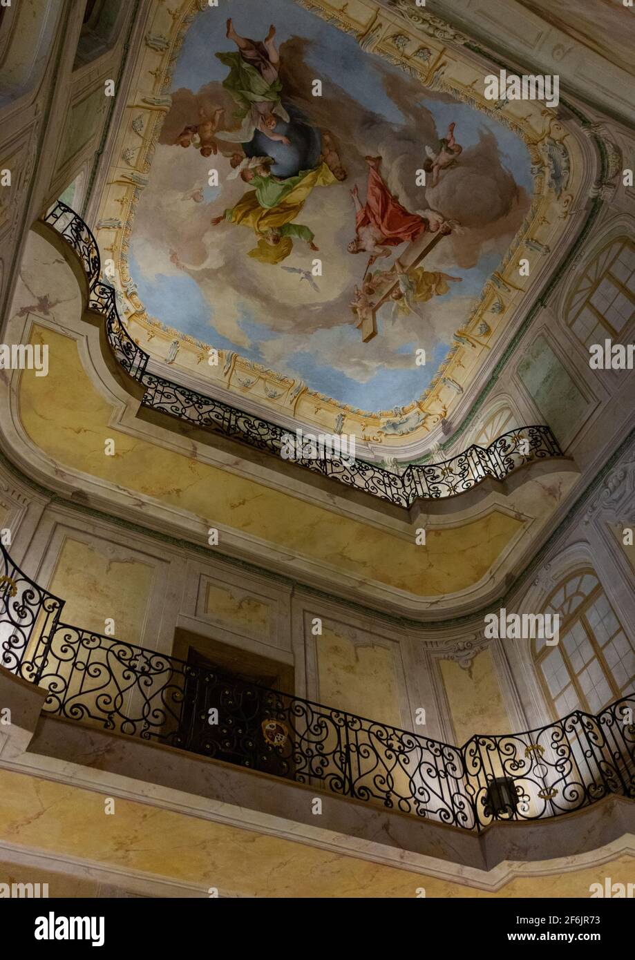Una foto degli interni del palazzo Lobkowicz, nel Castello di Praga complesso. Foto Stock